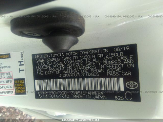 Photo 8 VIN: JTDKARFU7L3102855 - TOYOTA PRIUS L 