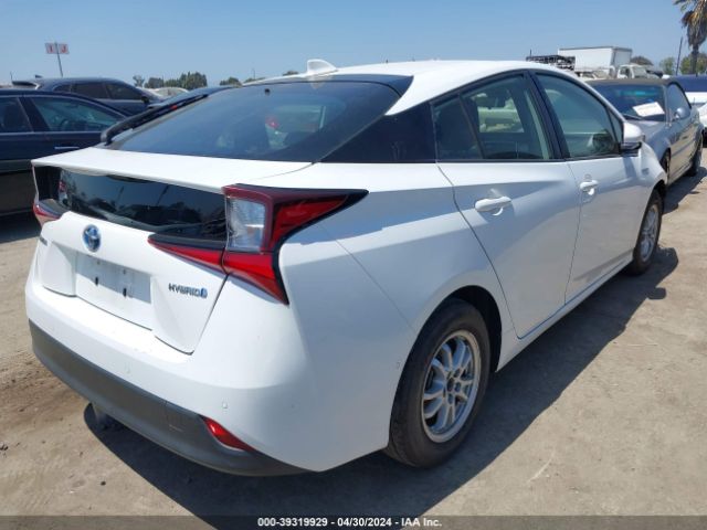 Photo 3 VIN: JTDKARFU7L3107277 - TOYOTA PRIUS 