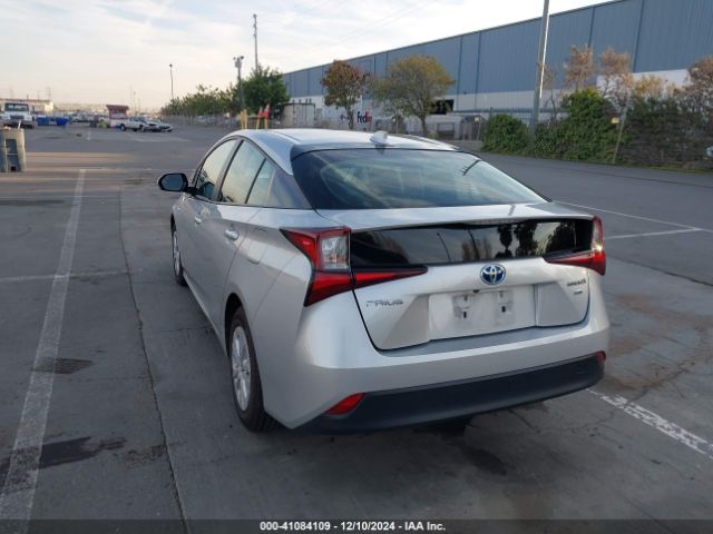 Photo 2 VIN: JTDKARFU7L3121440 - TOYOTA PRIUS 