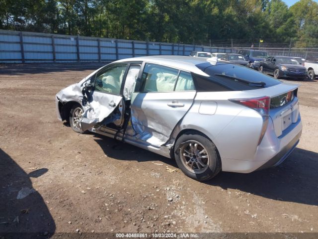 Photo 2 VIN: JTDKARFU8G3002334 - TOYOTA PRIUS 