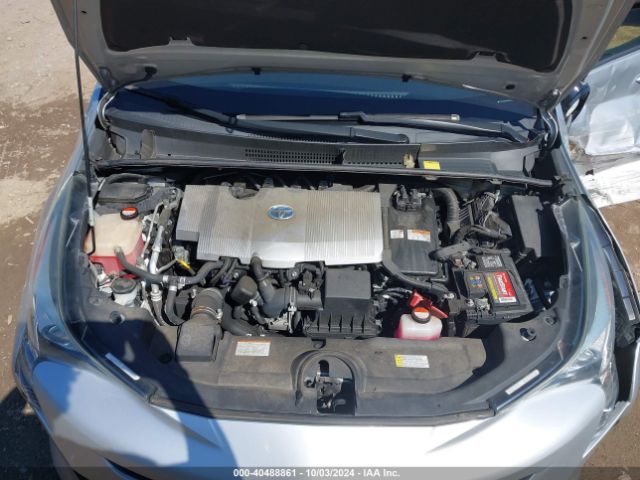 Photo 9 VIN: JTDKARFU8G3002334 - TOYOTA PRIUS 