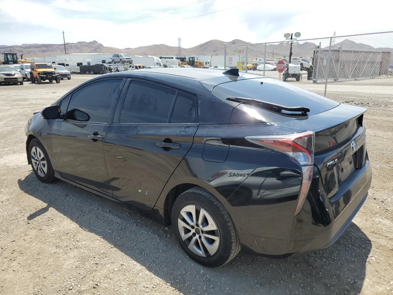 Photo 1 VIN: JTDKARFU8G3010756 - TOYOTA PRIUS 