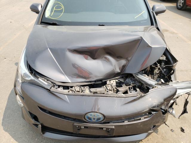 Photo 6 VIN: JTDKARFU8G3515843 - TOYOTA PRIUS 