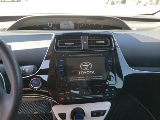 Photo 8 VIN: JTDKARFU8H3045010 - TOYOTA PRIUS 