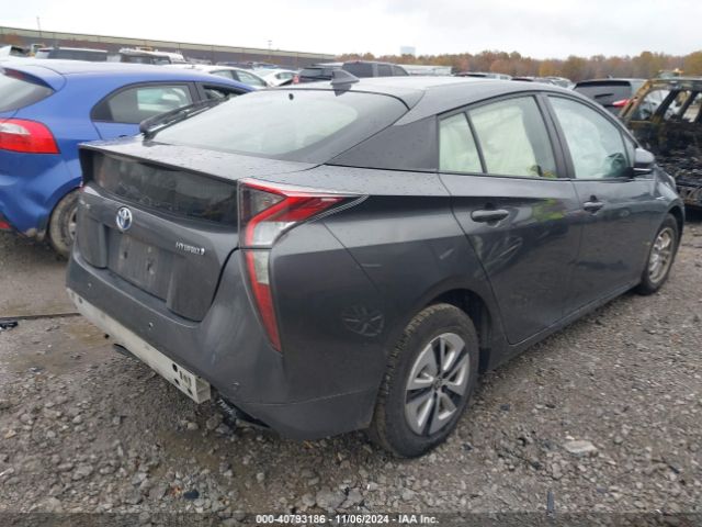 Photo 3 VIN: JTDKARFU8H3045668 - TOYOTA PRIUS 