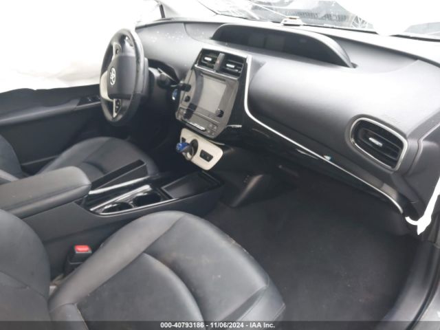 Photo 4 VIN: JTDKARFU8H3045668 - TOYOTA PRIUS 