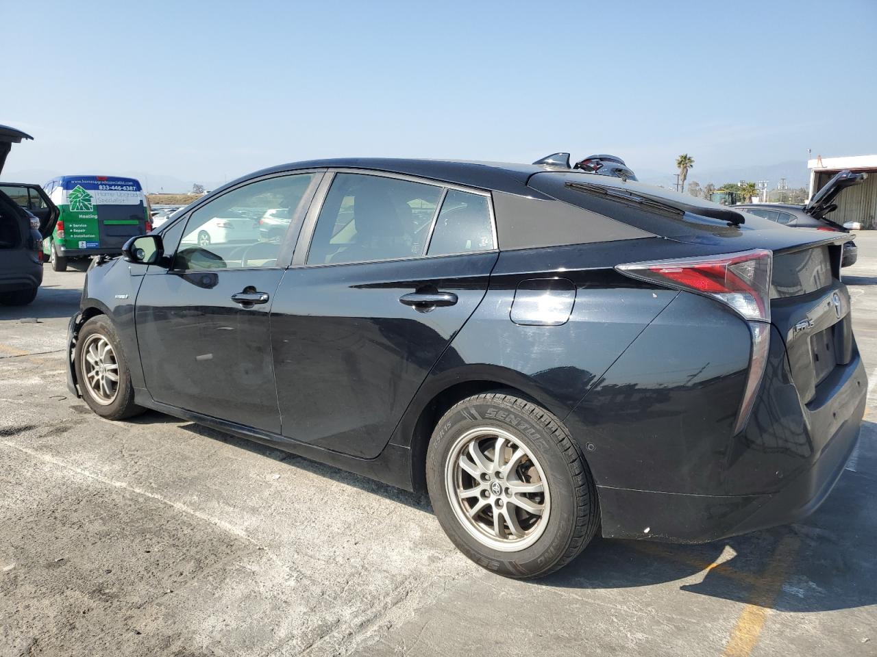 Photo 1 VIN: JTDKARFU8H3045797 - TOYOTA PRIUS 