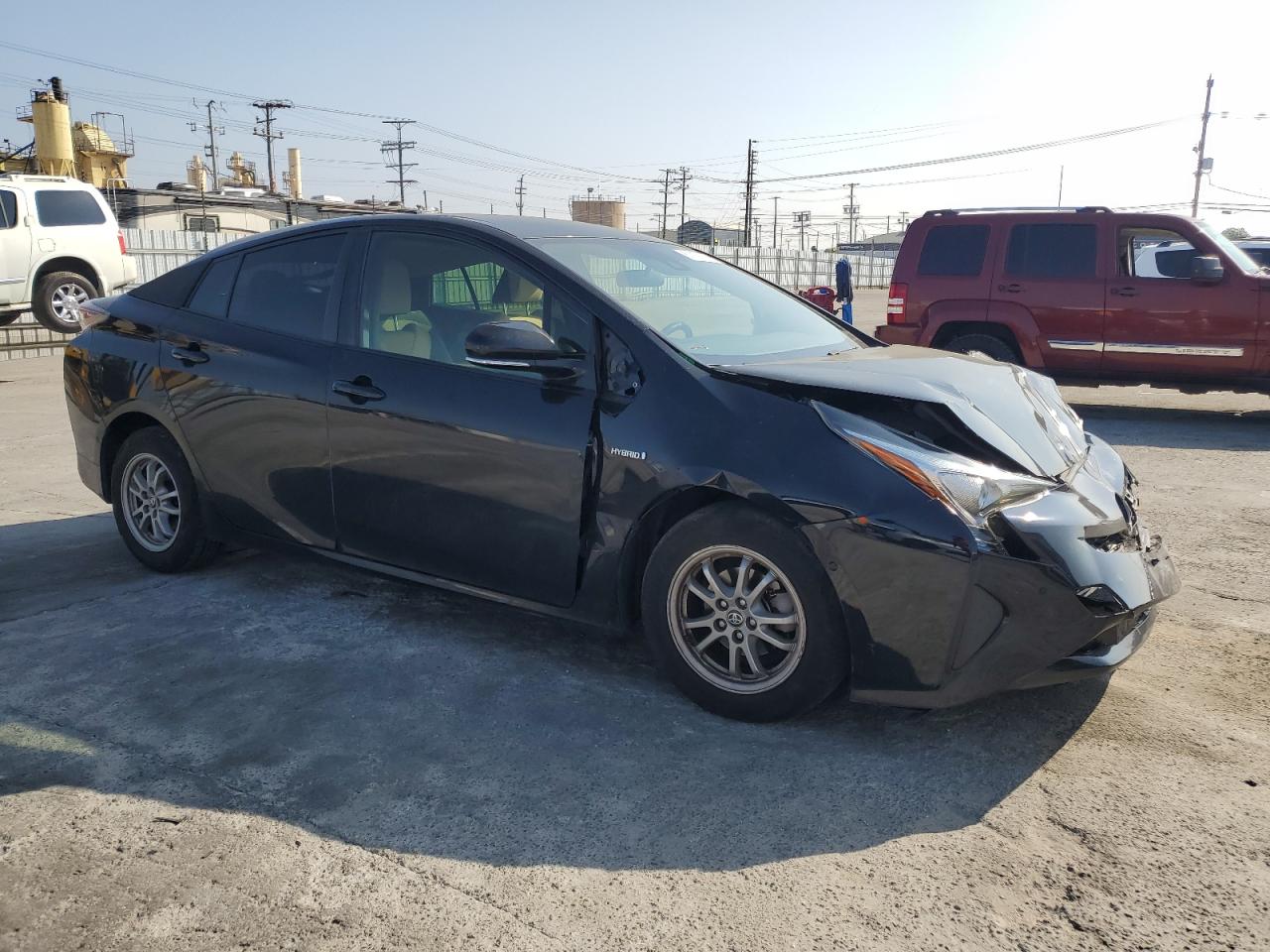 Photo 3 VIN: JTDKARFU8H3045797 - TOYOTA PRIUS 