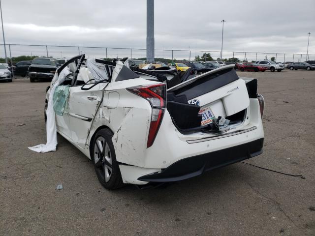 Photo 2 VIN: JTDKARFU8J3055476 - TOYOTA PRIUS 