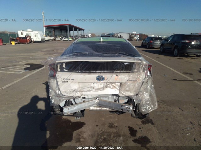 Photo 5 VIN: JTDKARFU8J3552740 - TOYOTA PRIUS 