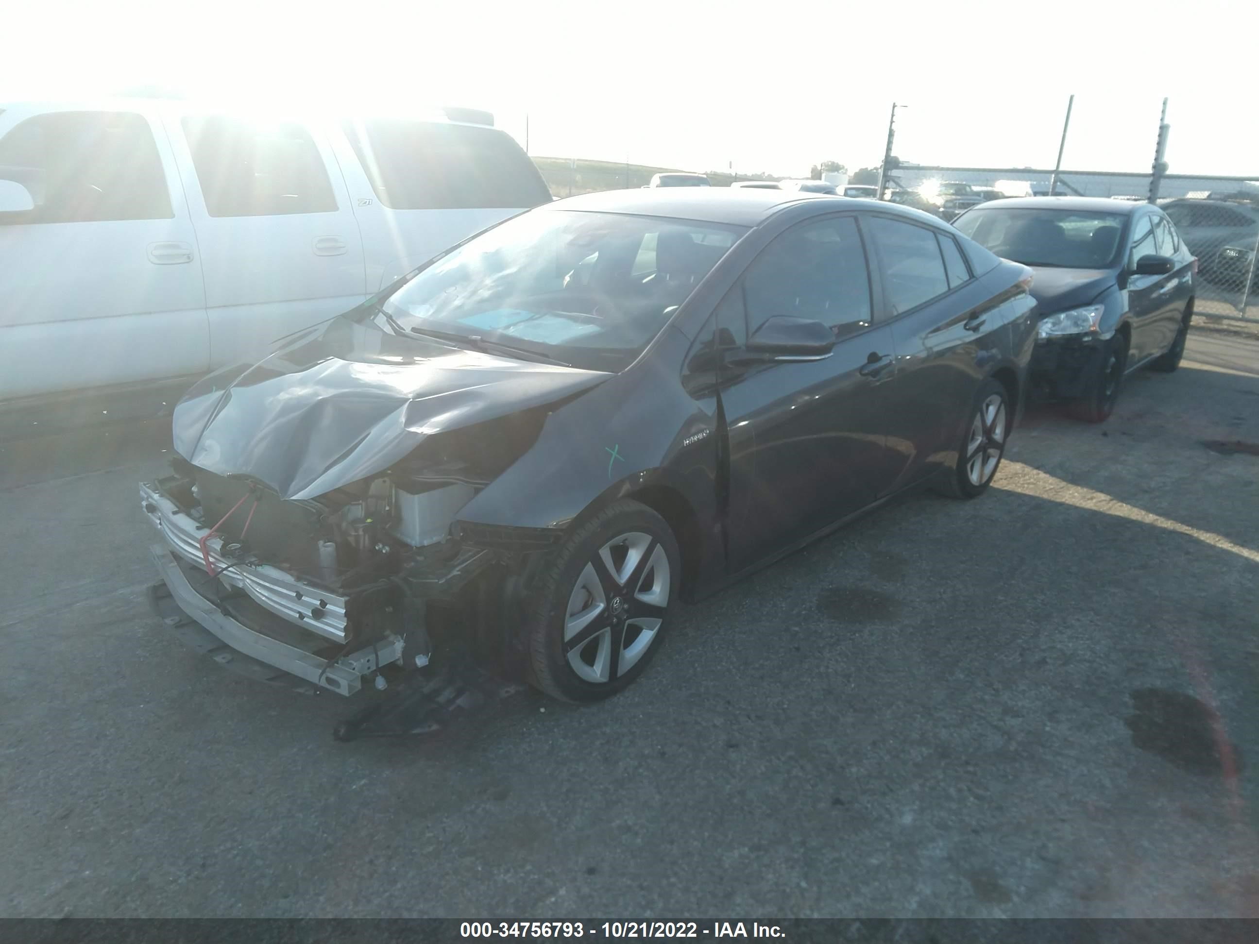 Photo 1 VIN: JTDKARFU8J3553970 - TOYOTA PRIUS 