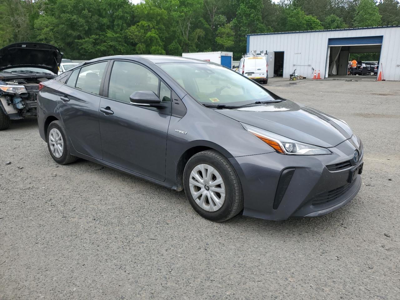 Photo 3 VIN: JTDKARFU8K3075034 - TOYOTA PRIUS 