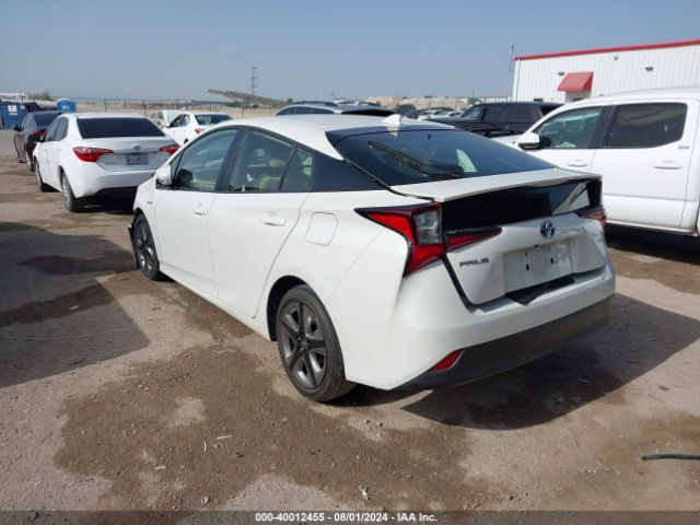 Photo 2 VIN: JTDKARFU8K3089404 - TOYOTA PRIUS 