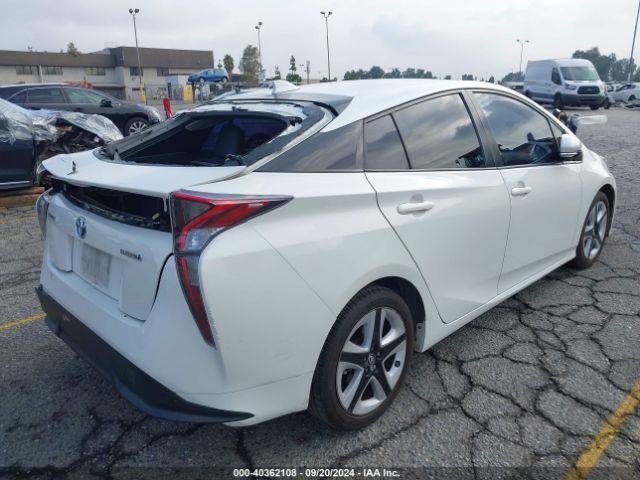 Photo 3 VIN: JTDKARFU9G3004741 - TOYOTA PRIUS 