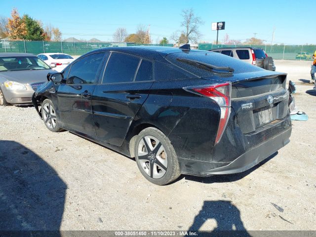 Photo 2 VIN: JTDKARFU9G3017845 - TOYOTA PRIUS 