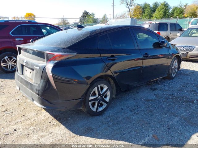 Photo 3 VIN: JTDKARFU9G3017845 - TOYOTA PRIUS 