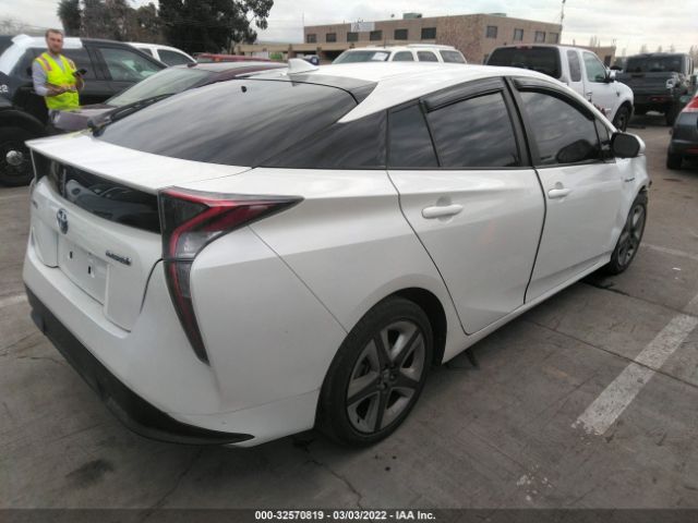 Photo 3 VIN: JTDKARFU9G3500140 - TOYOTA PRIUS 