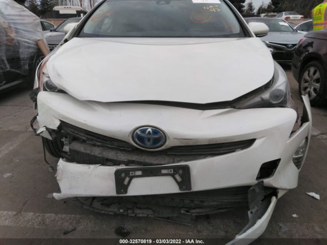 Photo 5 VIN: JTDKARFU9G3500140 - TOYOTA PRIUS 