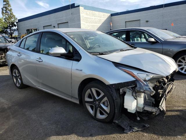 Photo 3 VIN: JTDKARFU9H3044769 - TOYOTA PRIUS 