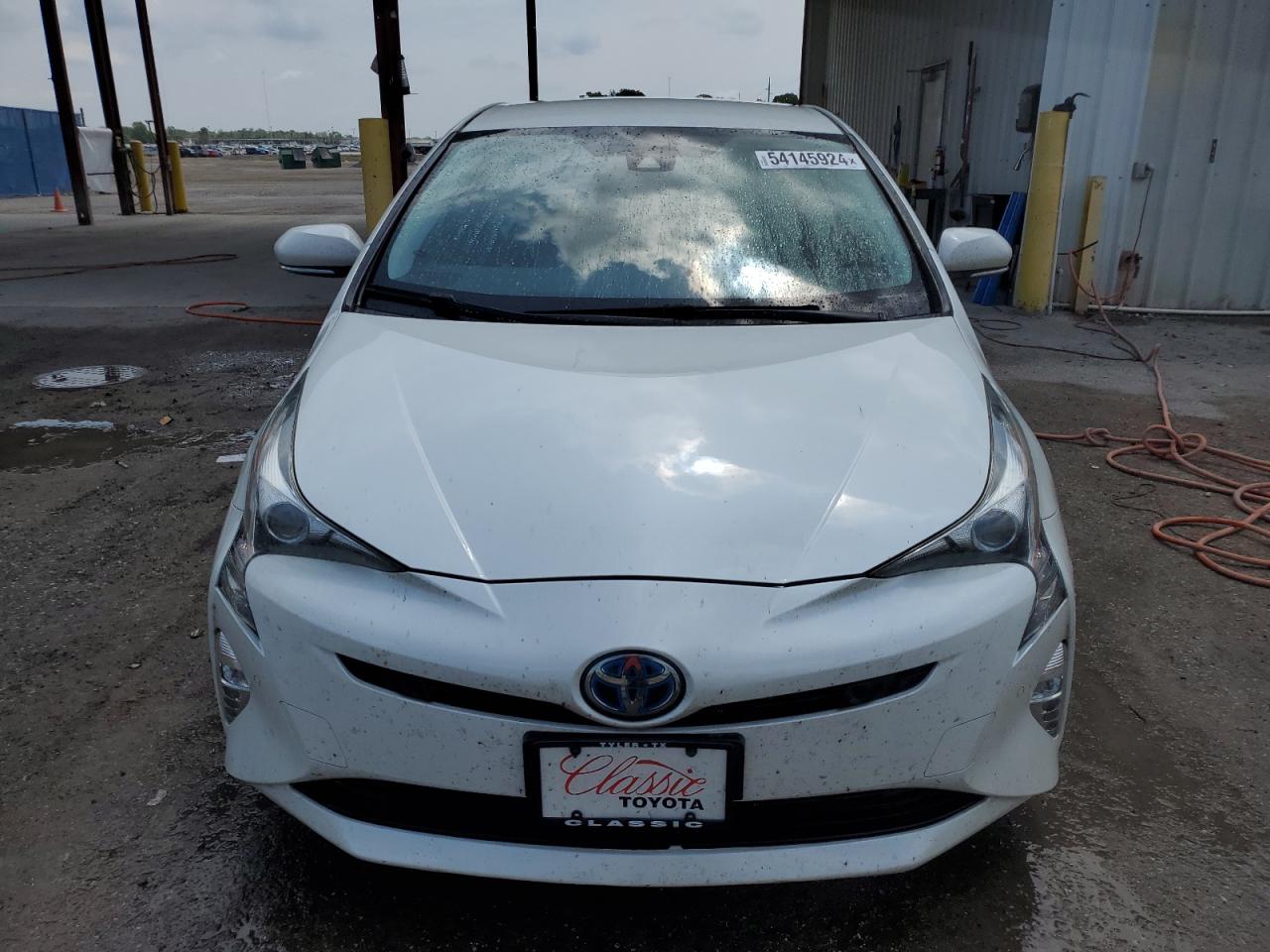 Photo 4 VIN: JTDKARFU9J3058063 - TOYOTA PRIUS 