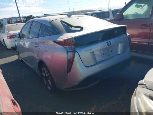 Photo 2 VIN: JTDKARFU9J3058645 - TOYOTA PRIUS 