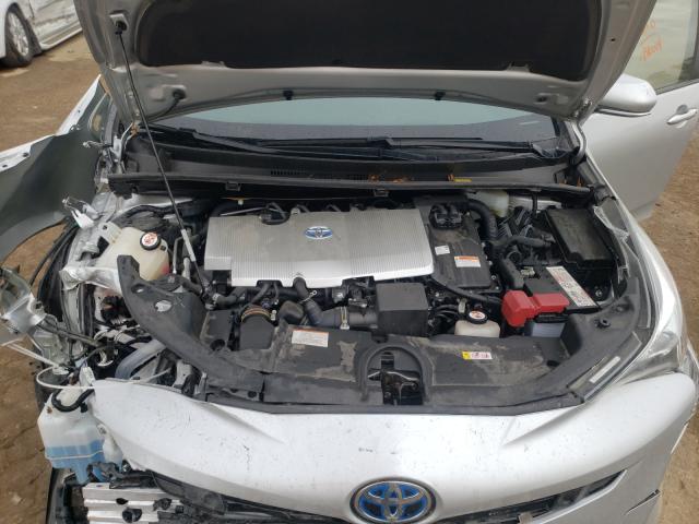 Photo 6 VIN: JTDKARFU9J3063098 - TOYOTA PRIUS 