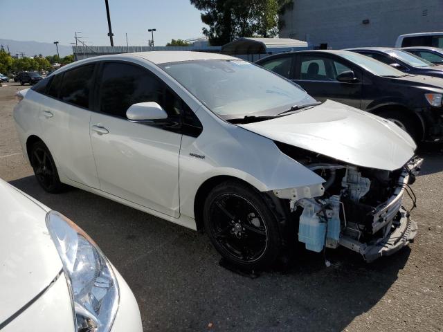 Photo 3 VIN: JTDKARFU9J3063845 - TOYOTA PRIUS 