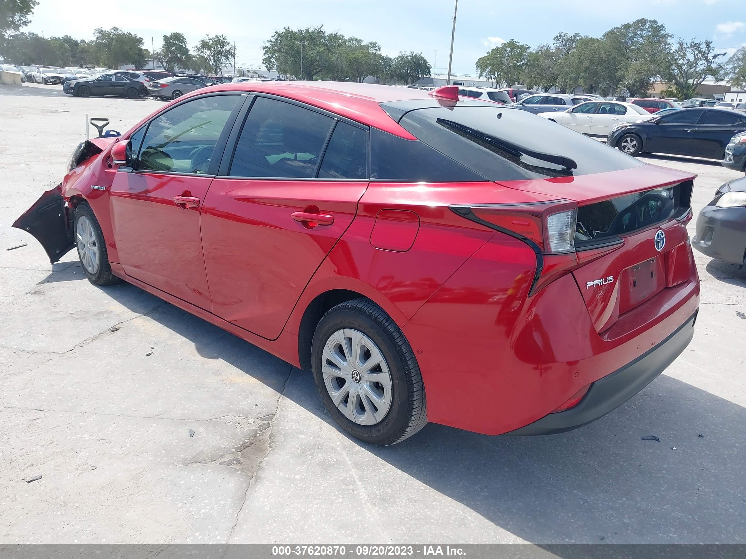 Photo 2 VIN: JTDKARFU9K3075639 - TOYOTA PRIUS 