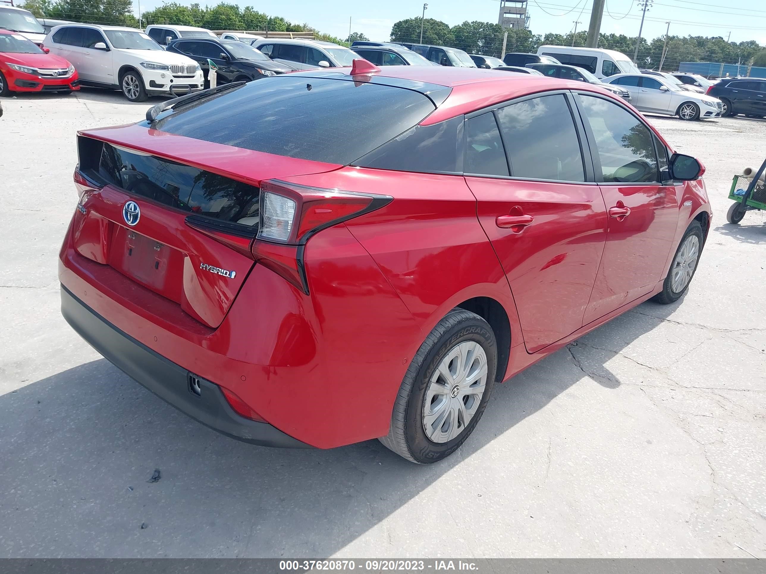 Photo 3 VIN: JTDKARFU9K3075639 - TOYOTA PRIUS 