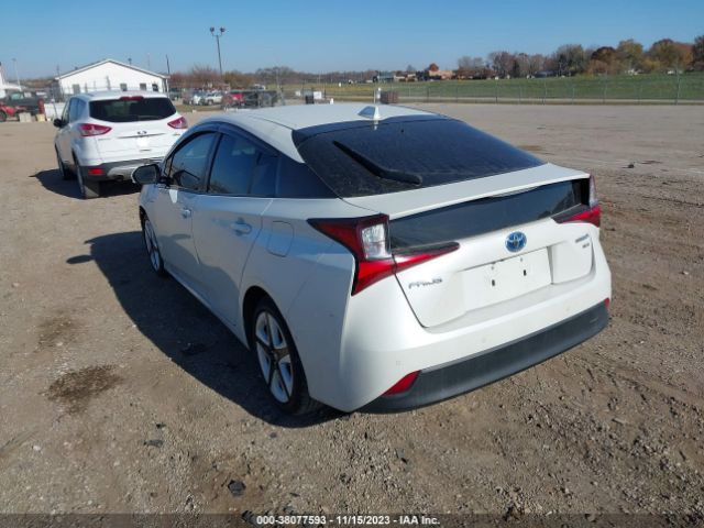 Photo 2 VIN: JTDKARFU9L3120161 - TOYOTA PRIUS 