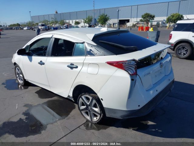 Photo 2 VIN: JTDKARFUXG3501393 - TOYOTA PRIUS 