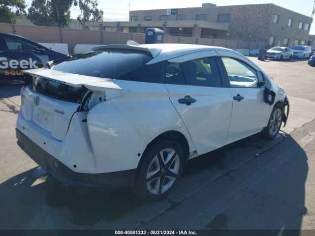 Photo 3 VIN: JTDKARFUXG3501393 - TOYOTA PRIUS 