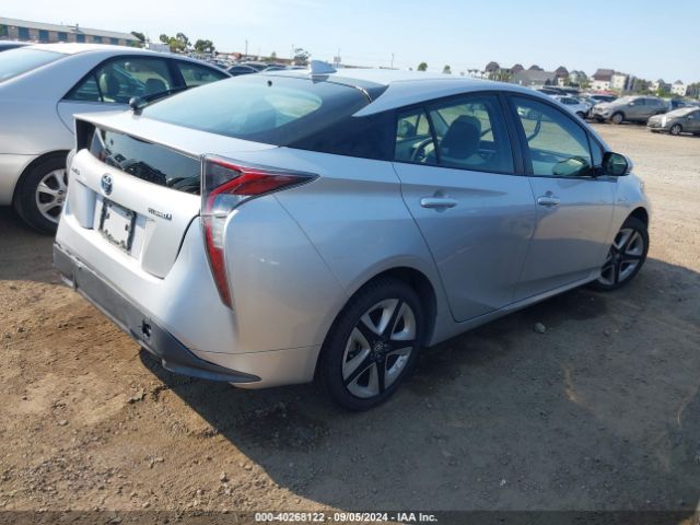 Photo 3 VIN: JTDKARFUXG3508036 - TOYOTA PRIUS 