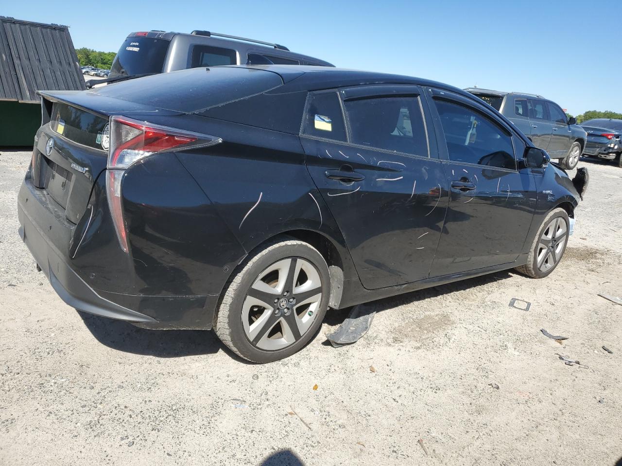 Photo 2 VIN: JTDKARFUXG3511678 - TOYOTA PRIUS 