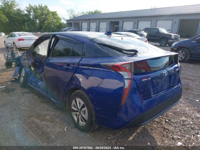 Photo 2 VIN: JTDKARFUXG3515696 - TOYOTA PRIUS 