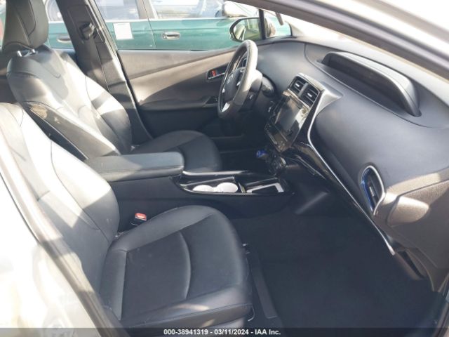 Photo 4 VIN: JTDKARFUXG3521577 - TOYOTA PRIUS 