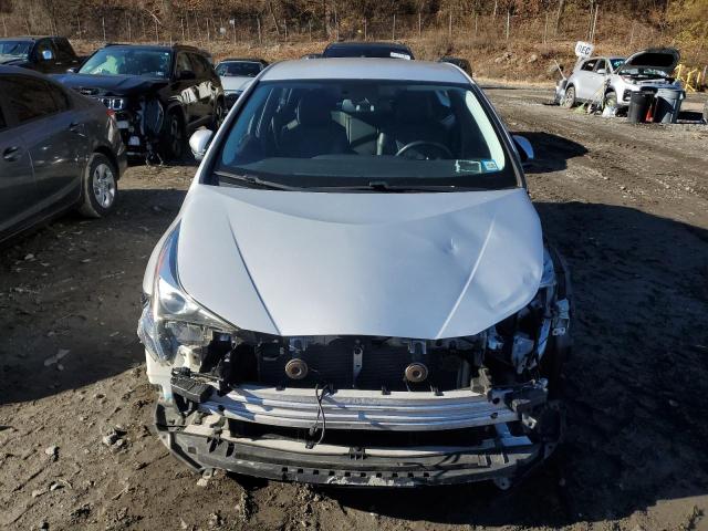 Photo 4 VIN: JTDKARFUXJ3060453 - TOYOTA PRIUS 