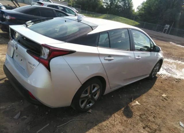 Photo 3 VIN: JTDKARFUXK3096743 - TOYOTA PRIUS 