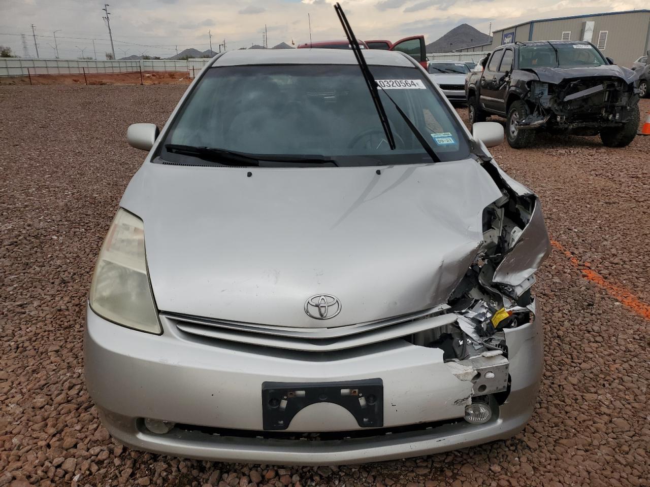 Photo 4 VIN: JTDKB20U040054146 - TOYOTA PRIUS 