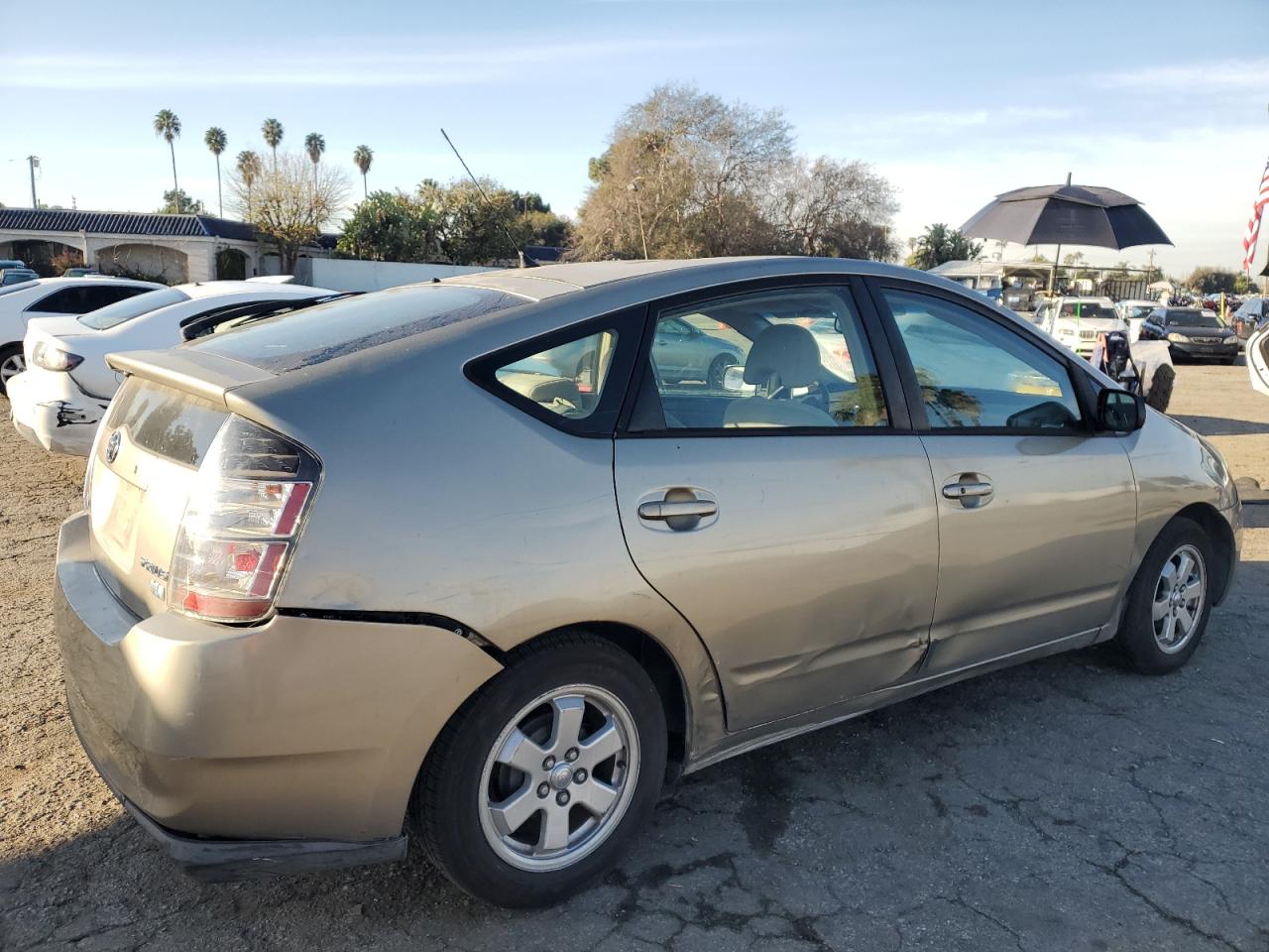 Photo 2 VIN: JTDKB20U053072582 - TOYOTA PRIUS 