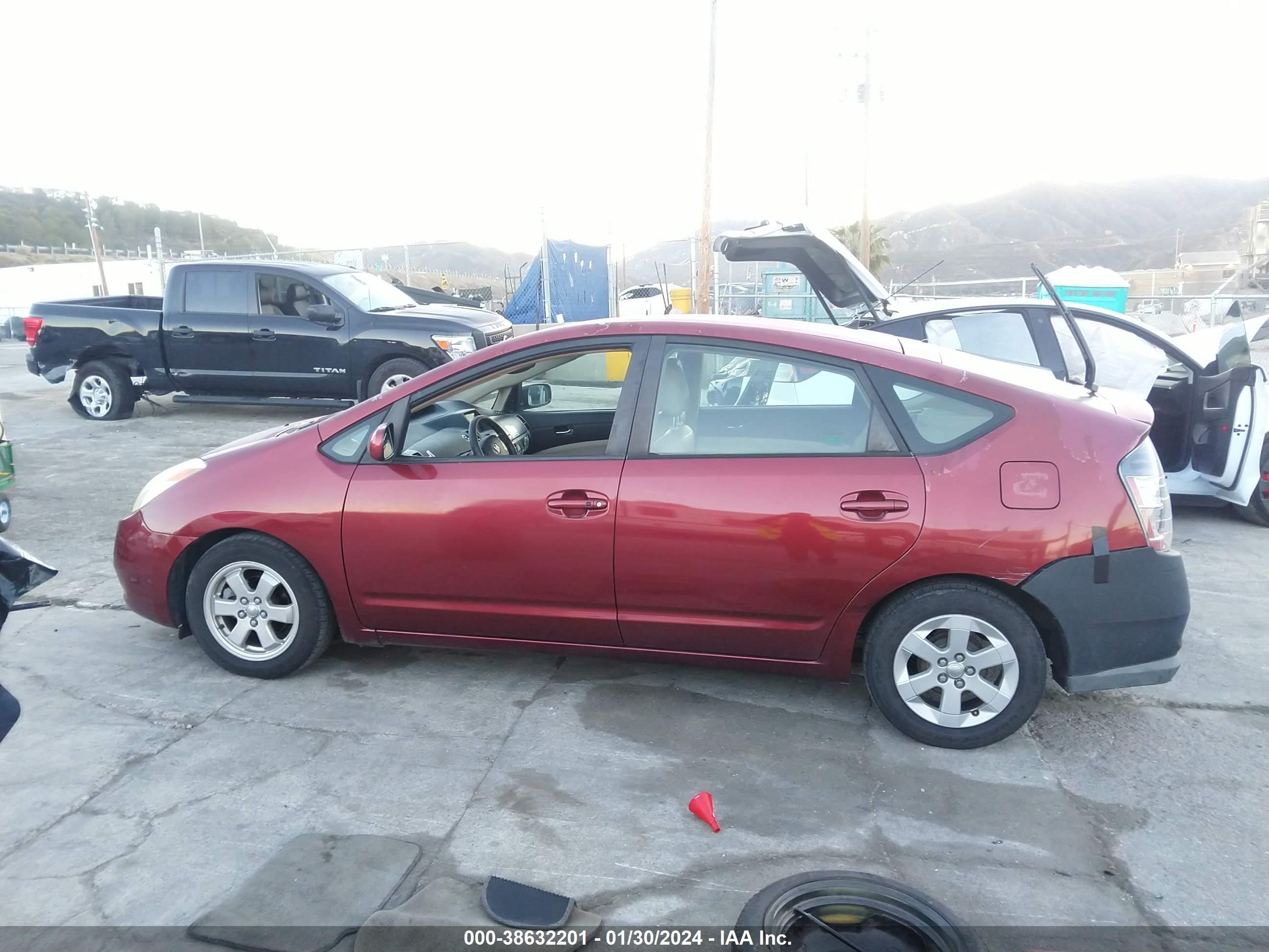 Photo 14 VIN: JTDKB20U057010009 - TOYOTA PRIUS 