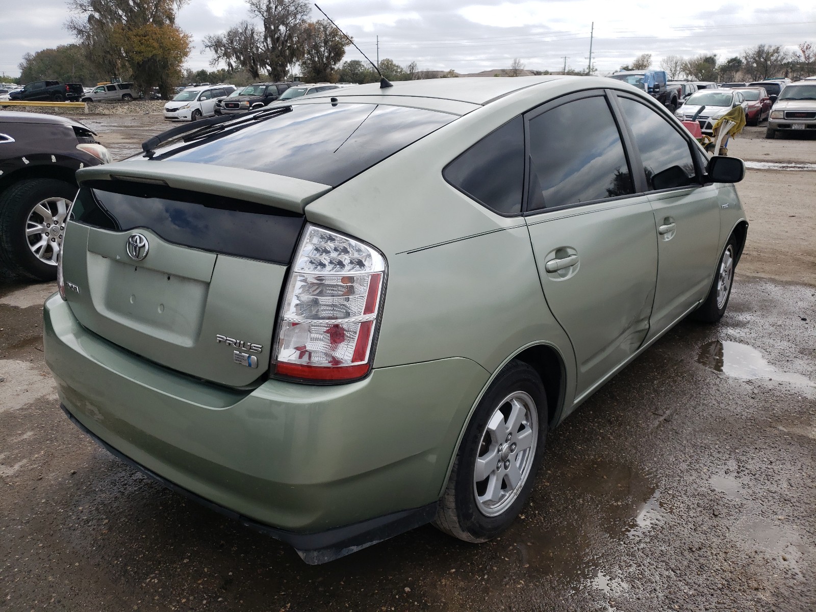 Photo 3 VIN: JTDKB20U077630961 - TOYOTA PRIUS 