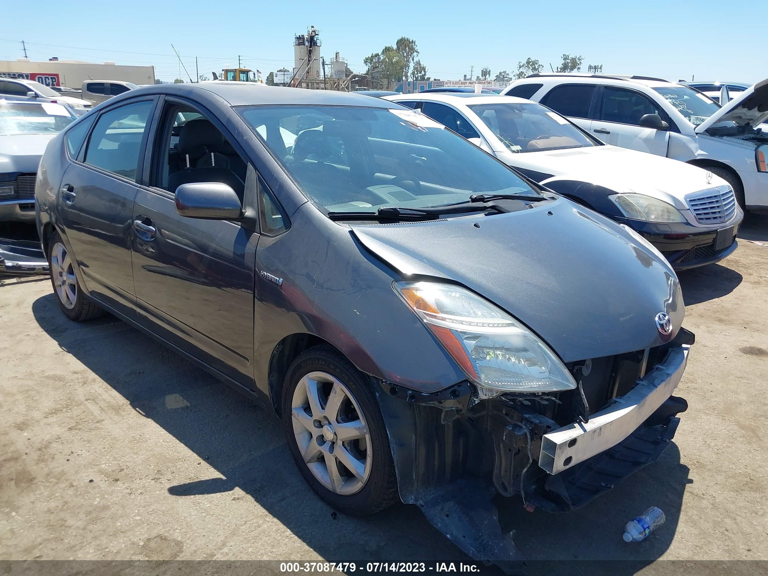 Photo 0 VIN: JTDKB20U083356931 - TOYOTA PRIUS 