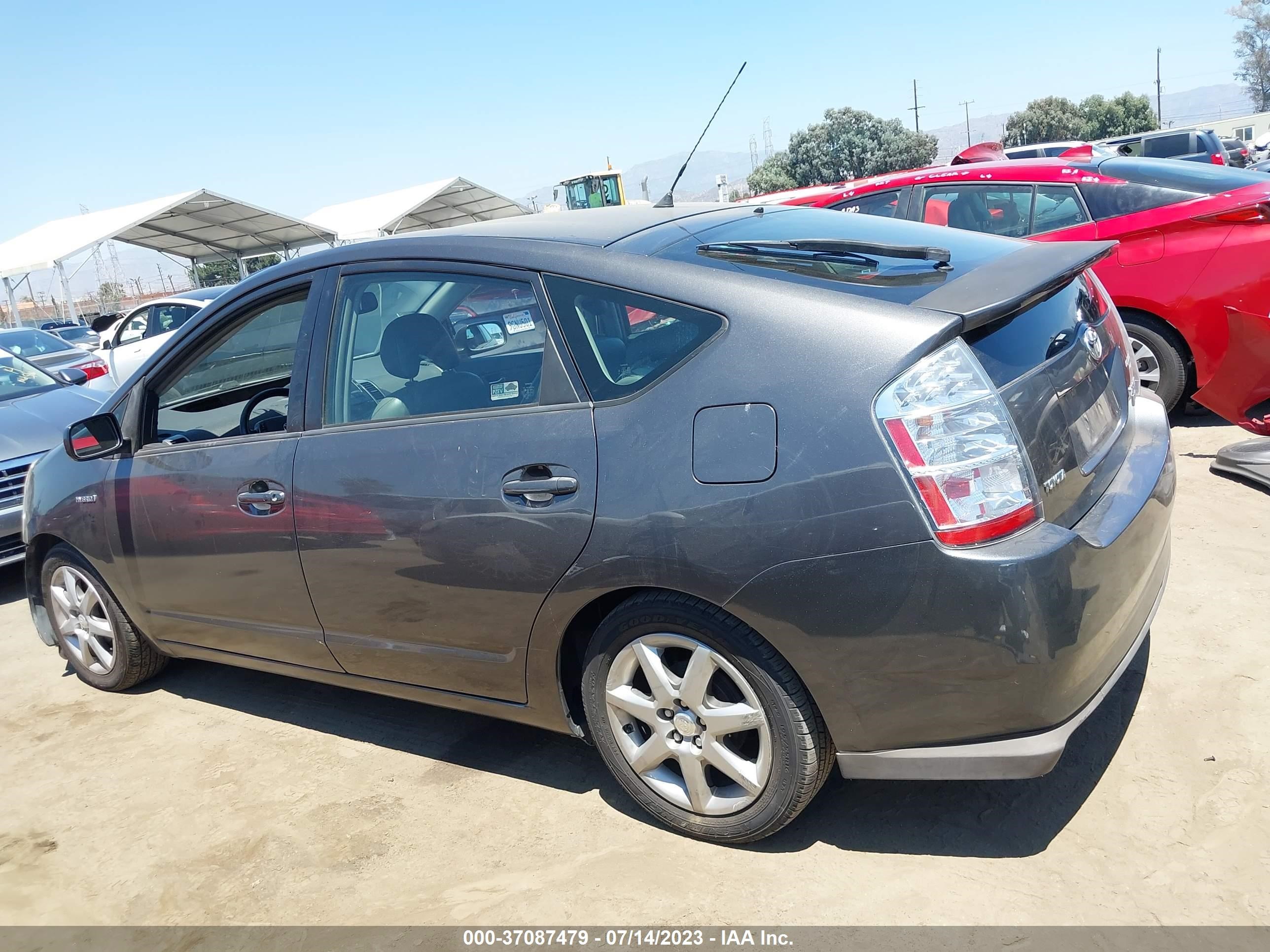 Photo 14 VIN: JTDKB20U083356931 - TOYOTA PRIUS 