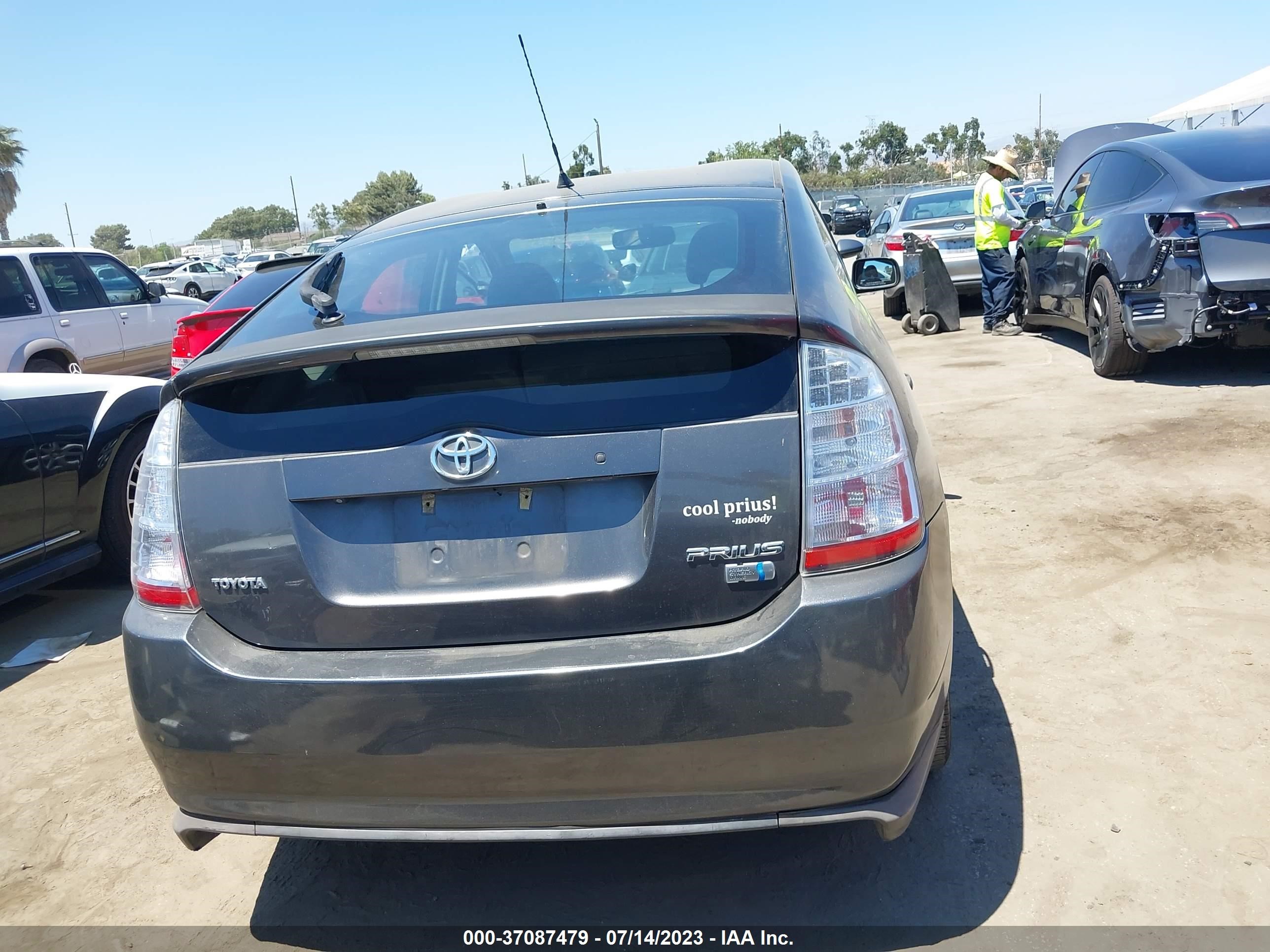 Photo 16 VIN: JTDKB20U083356931 - TOYOTA PRIUS 