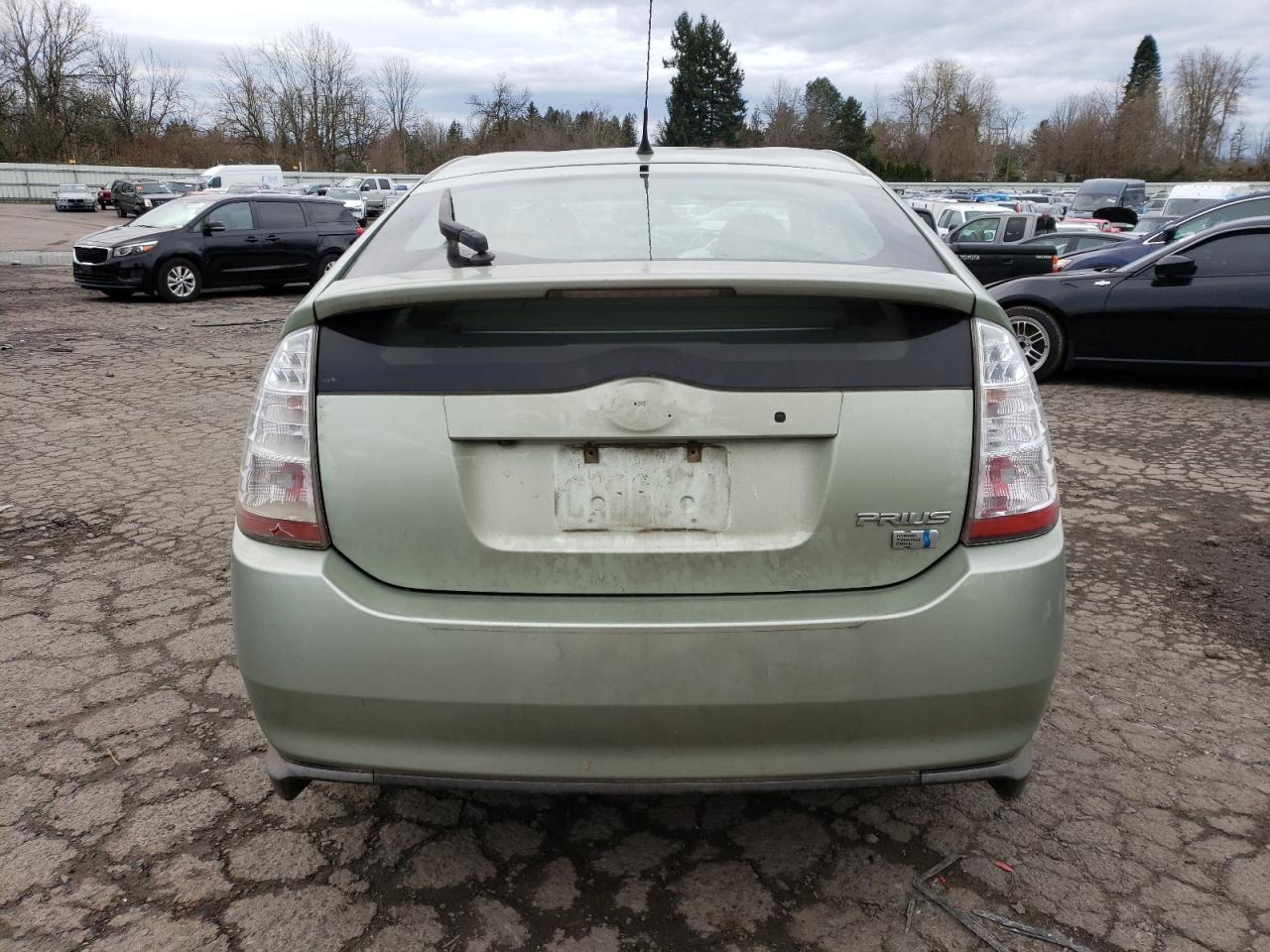 Photo 5 VIN: JTDKB20U083374488 - TOYOTA PRIUS 