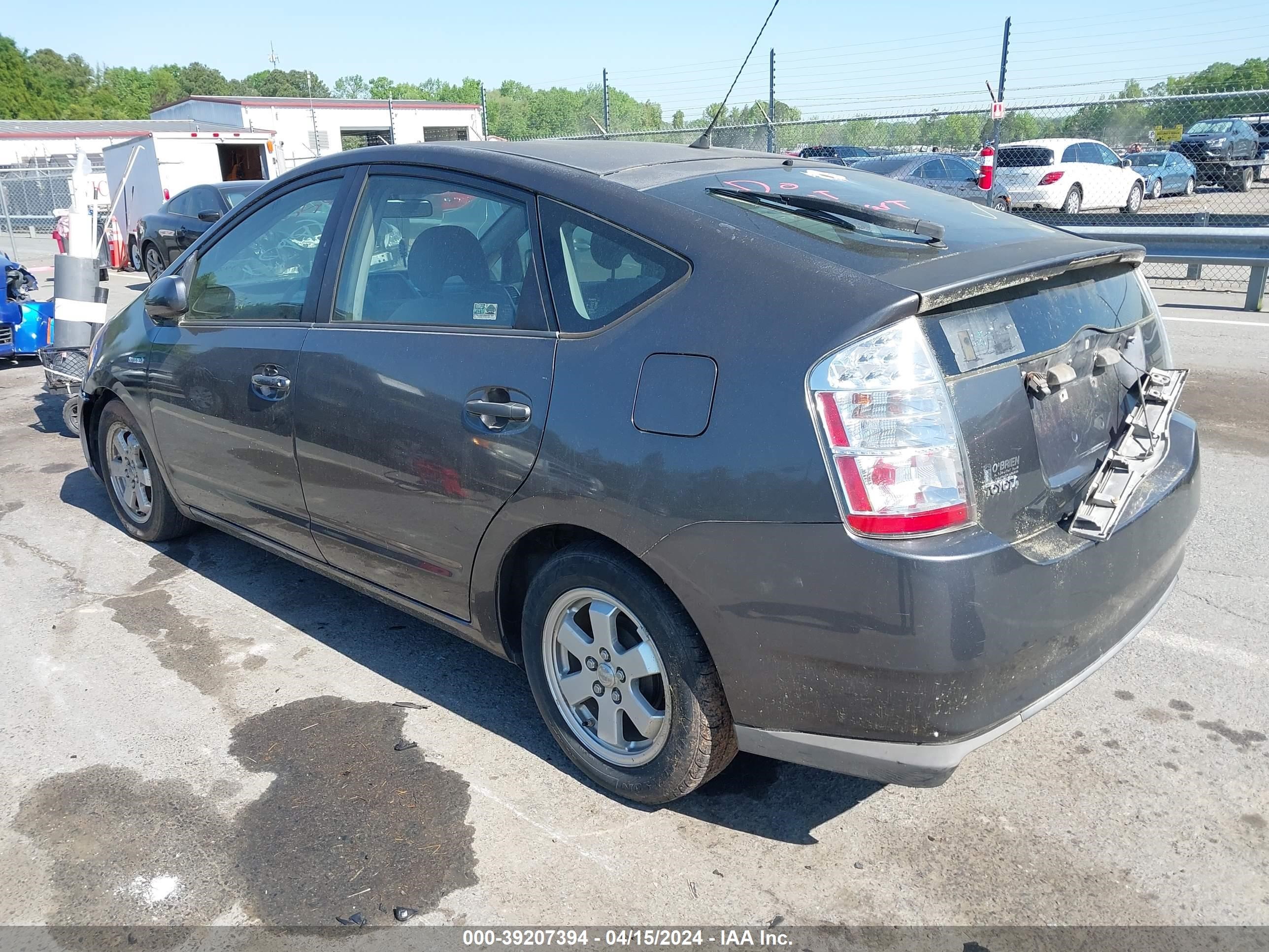 Photo 2 VIN: JTDKB20U083391730 - TOYOTA PRIUS 