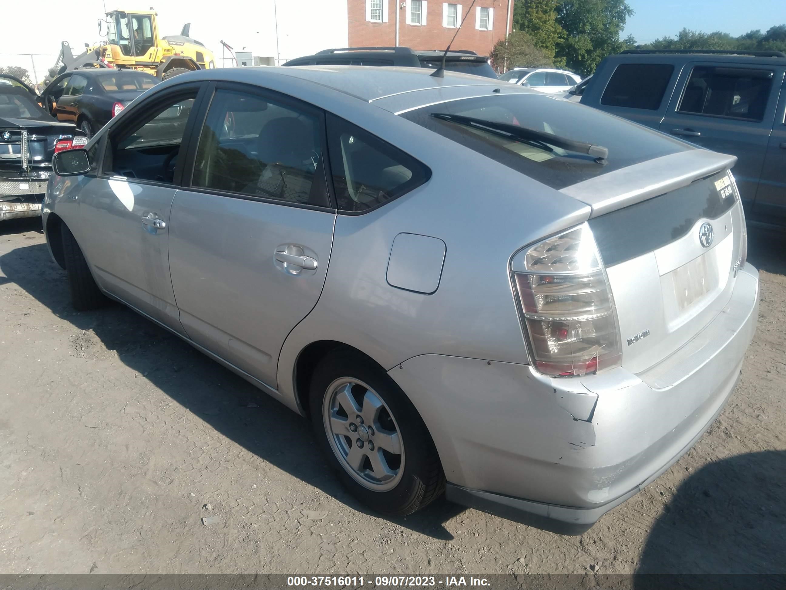 Photo 2 VIN: JTDKB20U083416948 - TOYOTA PRIUS 