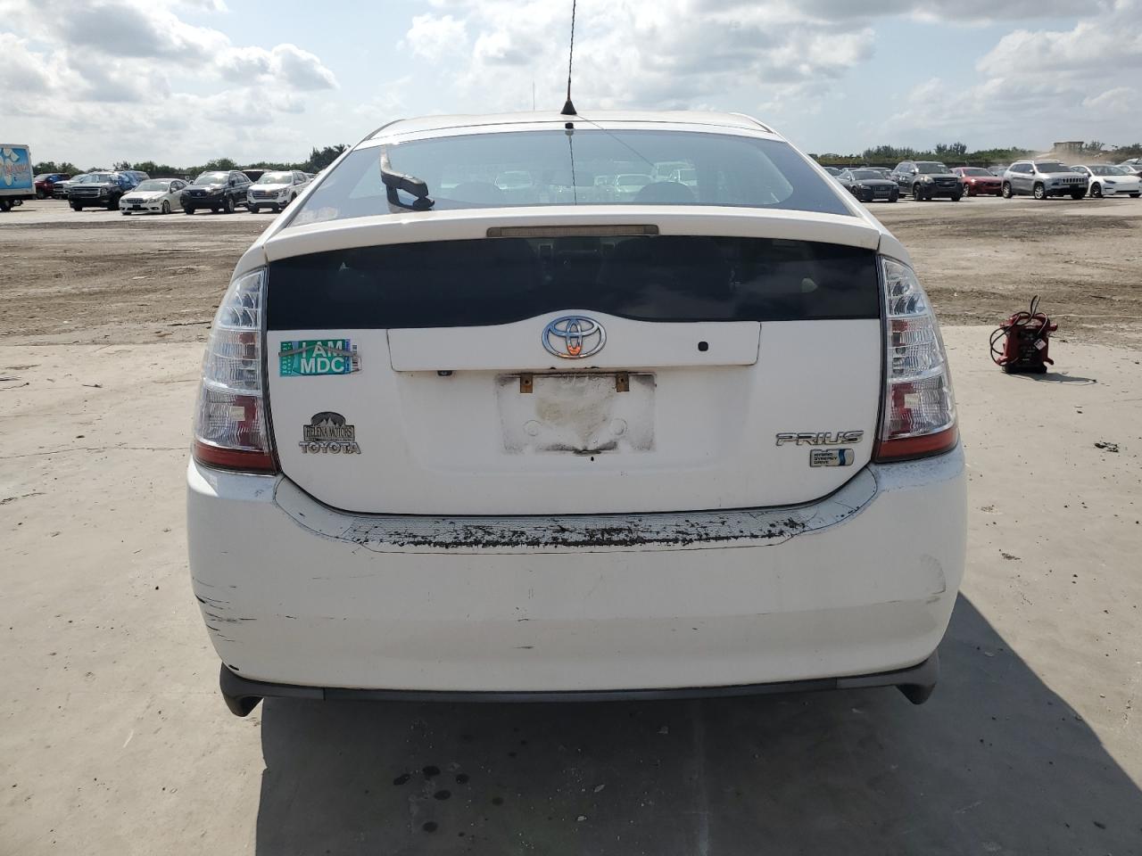 Photo 5 VIN: JTDKB20U087797256 - TOYOTA PRIUS 