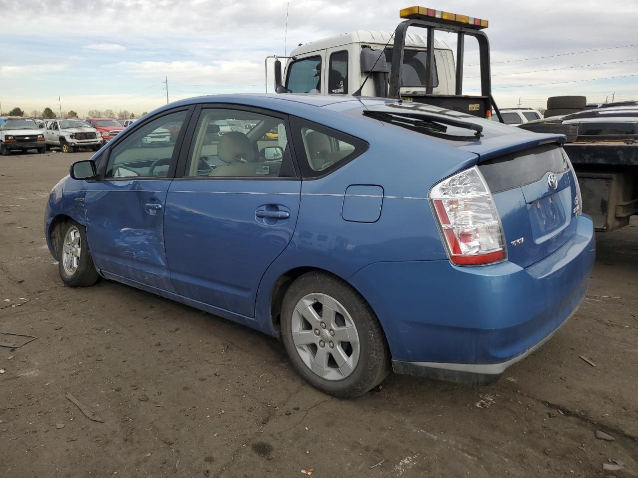 Photo 1 VIN: JTDKB20U097878940 - TOYOTA PRIUS 